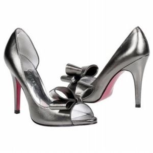 Paris Hilton Senorita Peep Toe Pump, Pewter